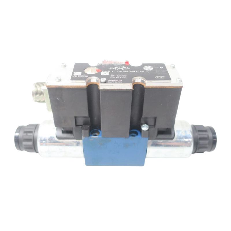 3-Way, 3-Position Hydraulic Valve